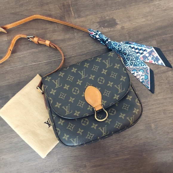 Louis Vuitton Handbags - Louis Vuitton Saint Cloud GM Monogram Crossbody